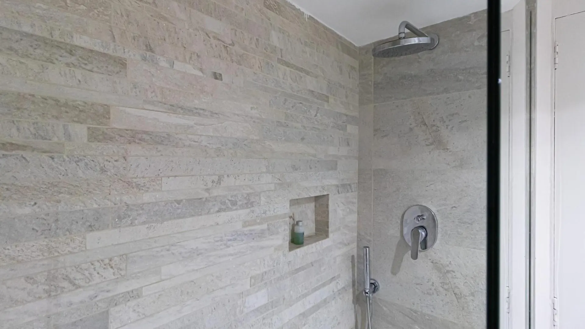 Italianway-Gian Galeazzo Apartment Milan 0*,